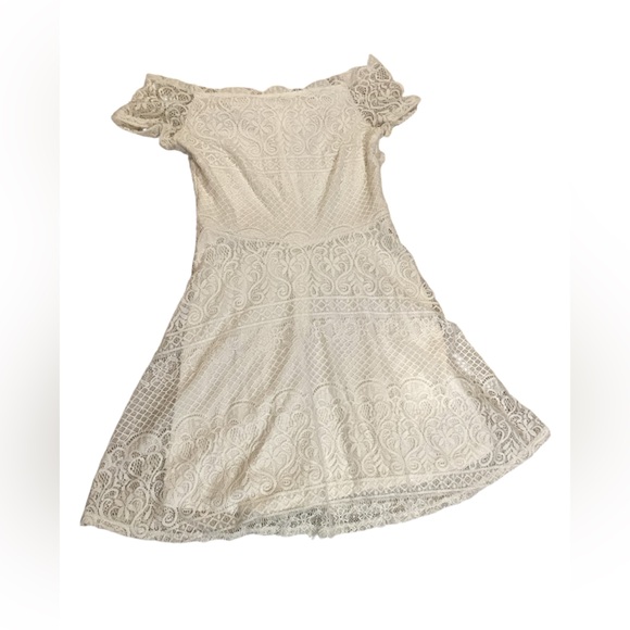 NWT Kohls Womens/Juniors Rewind Ivory Off Shoulder Lace Dress w/ Slit SizeSmall - Picture 1 of 5